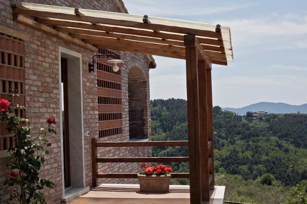 Agriturismo La Burlanda فوسدينوفو المظهر الخارجي الصورة