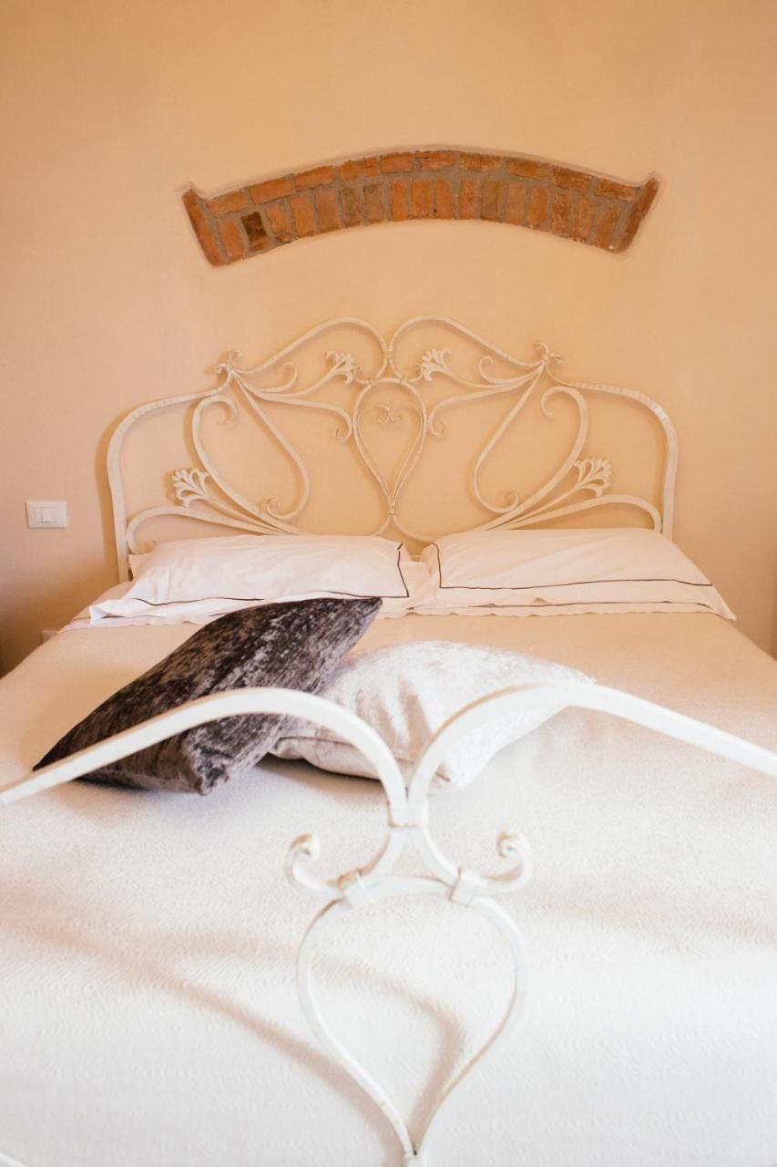 Agriturismo La Burlanda فوسدينوفو المظهر الخارجي الصورة