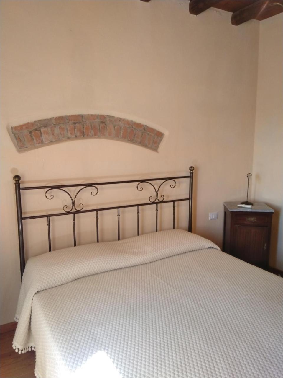 Agriturismo La Burlanda فوسدينوفو المظهر الخارجي الصورة